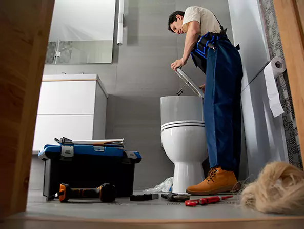 Why Choose Sanford Plumbing and Heating for Emergency Plumber in Sanford, ME?